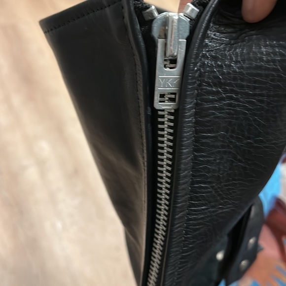 Woman’s leather chaps from reed sportsman of Detroit - Picture 5 of 6